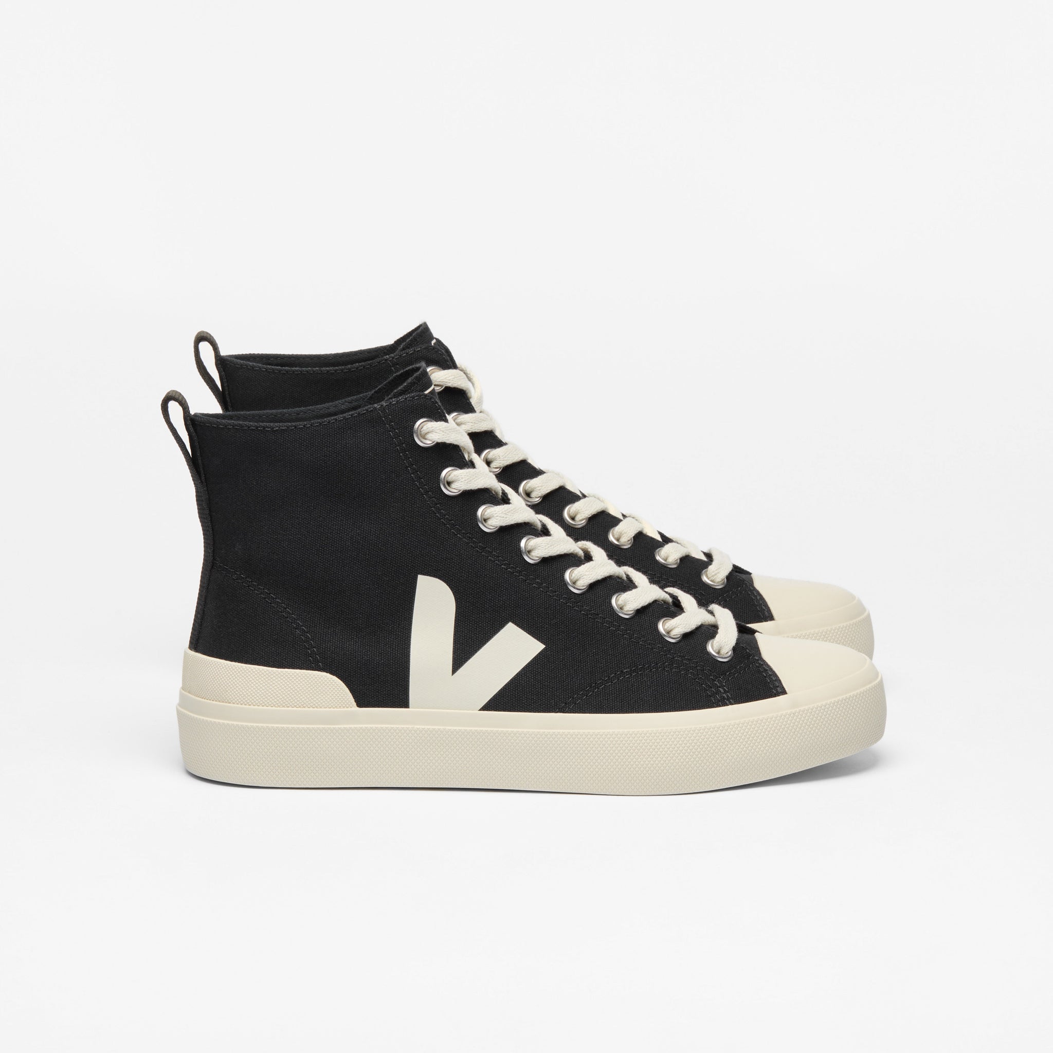 Veja Womens | Wata canvas | Pierre Black