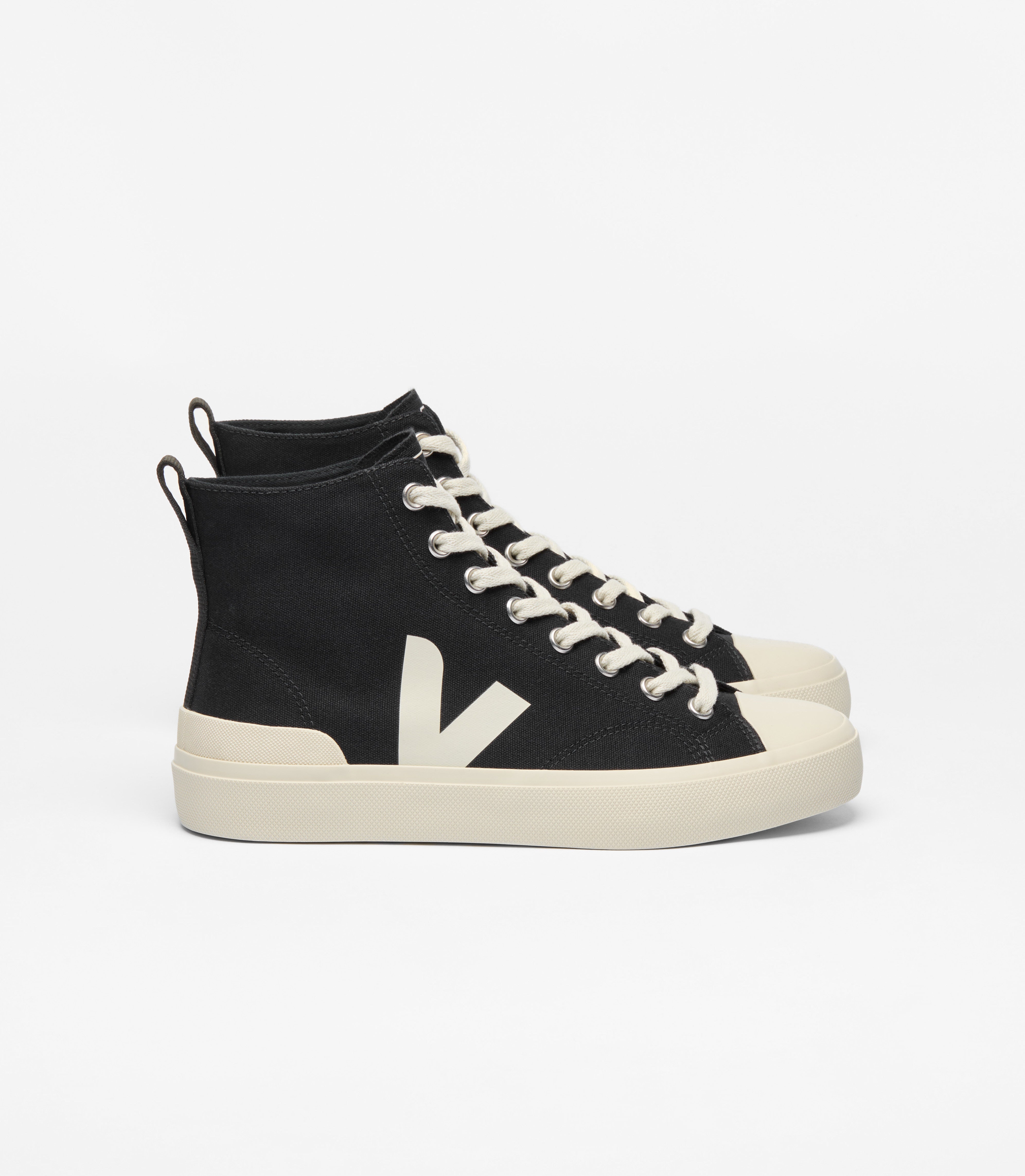 Veja Womens | Wata canvas | Pierre Black