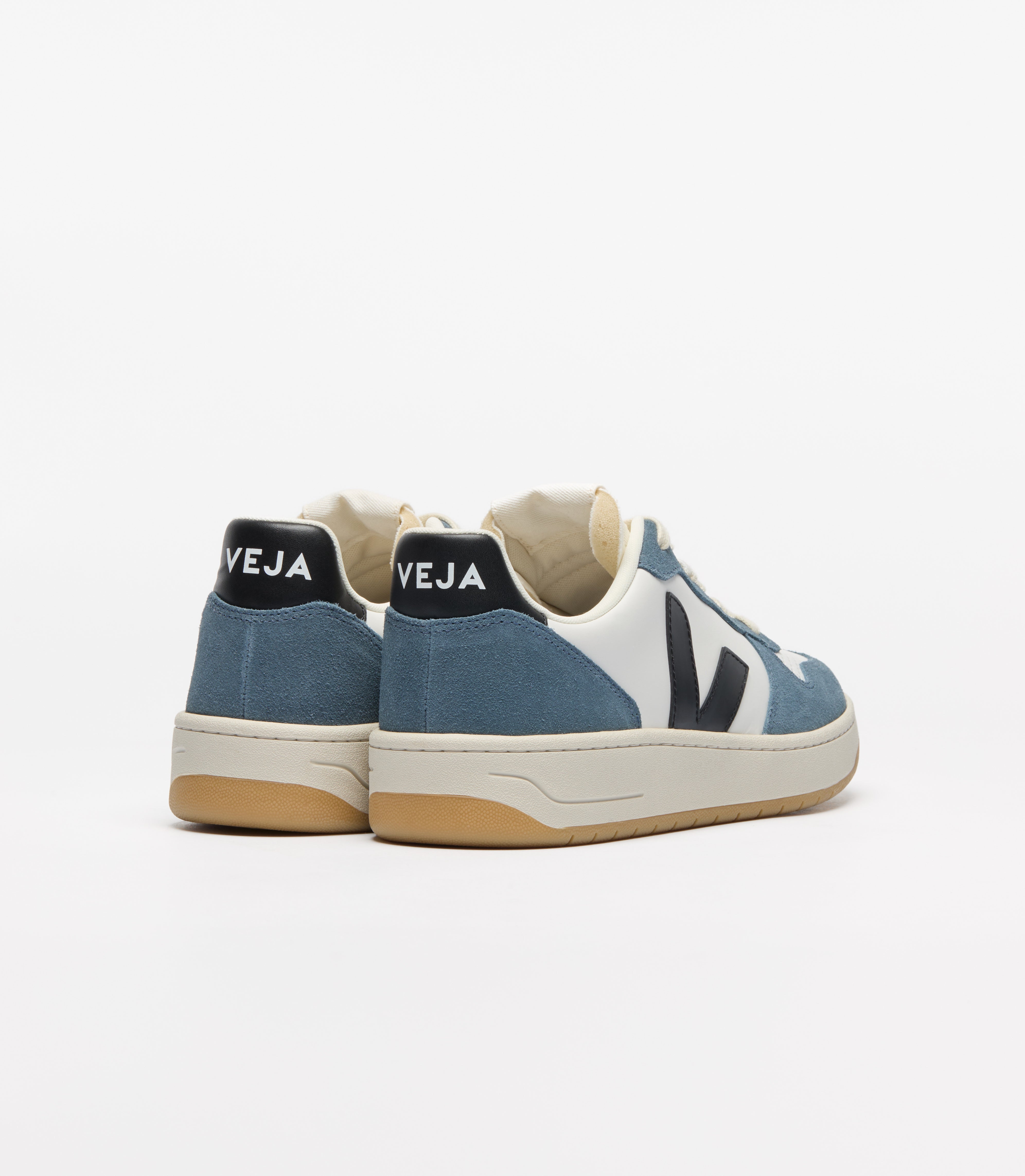 Veja Women's Trainers | V-10 | White Black California